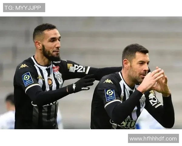 里昂与昂热历史交锋数据分析及比分回顾